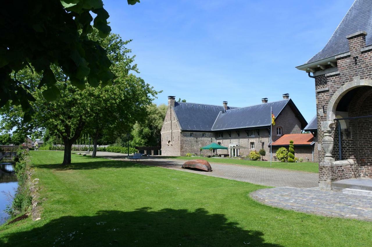 B & B Kasteelhoeve Borgharen - 마스트리흐트 외부 사진