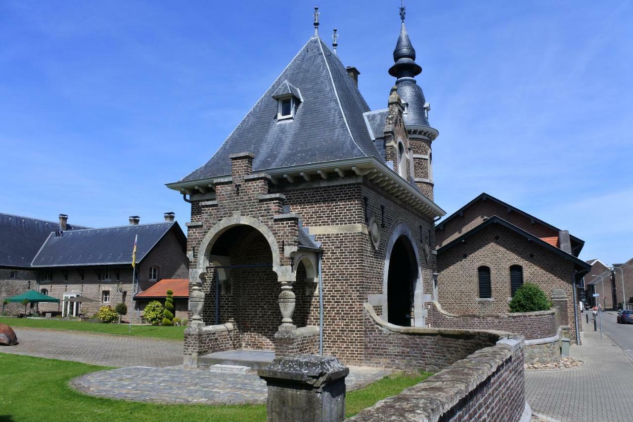 B & B Kasteelhoeve Borgharen - 마스트리흐트 외부 사진